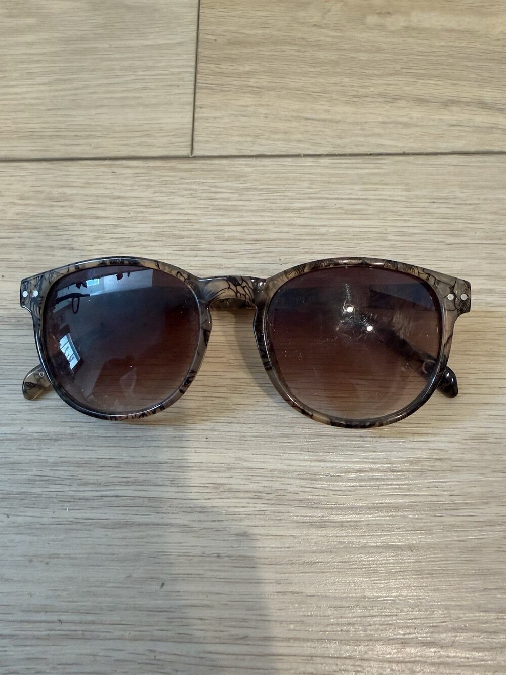 Foster Grant SUNGLASSES sr1019 rvn 48 mcv